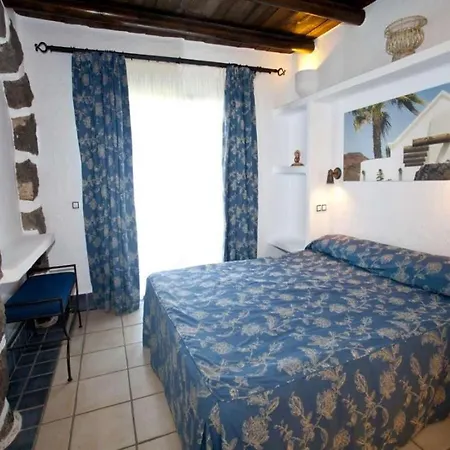 Playa Blanca Sleeps 4 Pool Wifi *