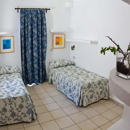 Playa Blanca Sleeps 4 Pool Wifi Villa